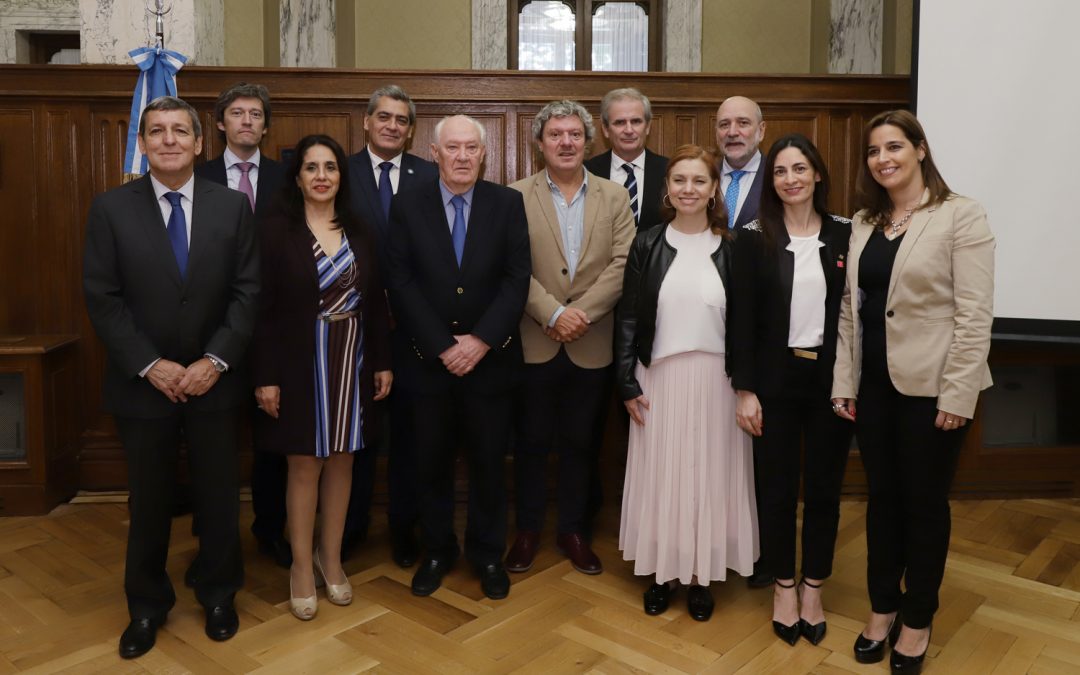 Homenaje a Alfonsín en AGN